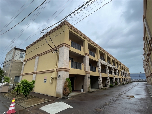 アパートの外壁・屋根改修工事